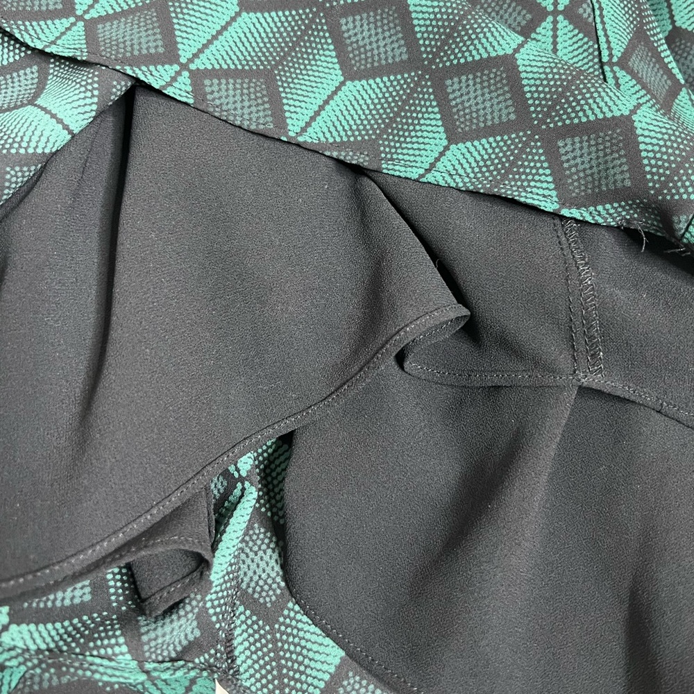 Olivaceous Green Geometric Pattern Shift Dress Si… - image 7